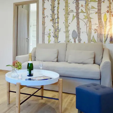 La Couette Enchantée - Parking - *